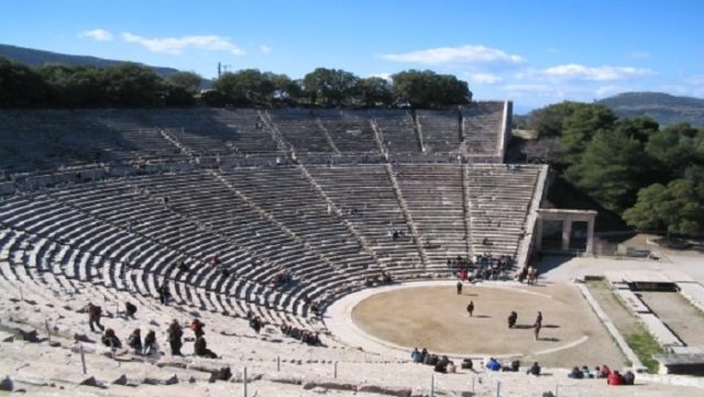 Theatre_of_Epidauros-classical_greece_wine_tours