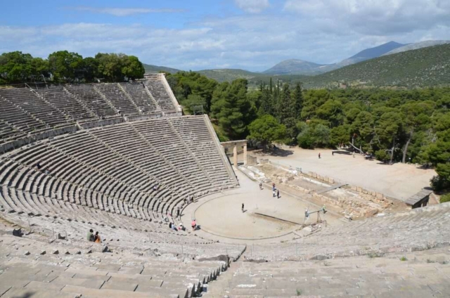 The_great_theater_of_Epidaurus,