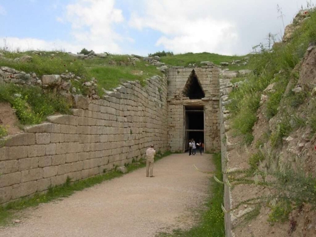 Mycenae.Treasure.of.Atreus.tholos