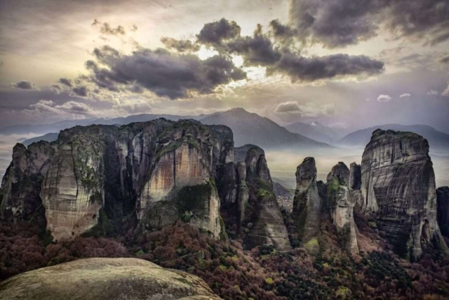 meteora rocks