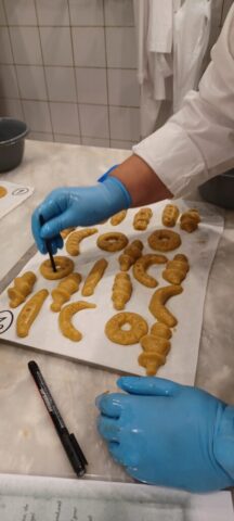 PASTRY LESSON IN CRETE