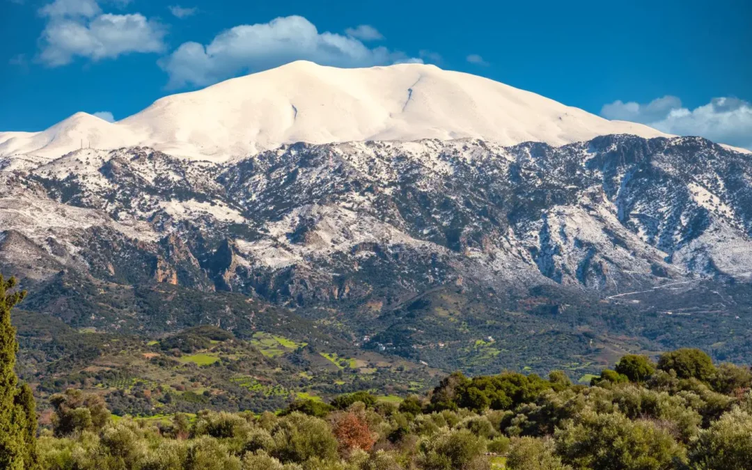 Southern Crete Tour: Discovering Fortresses, Faith & Hidden Springs